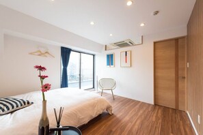2 bedrooms, desk, free WiFi, bed sheets