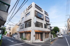 Exterior - Rikugien B  JR Yamanote Line Station 3 minutes wa / Kita-ku Tokyo (Kita-ku)