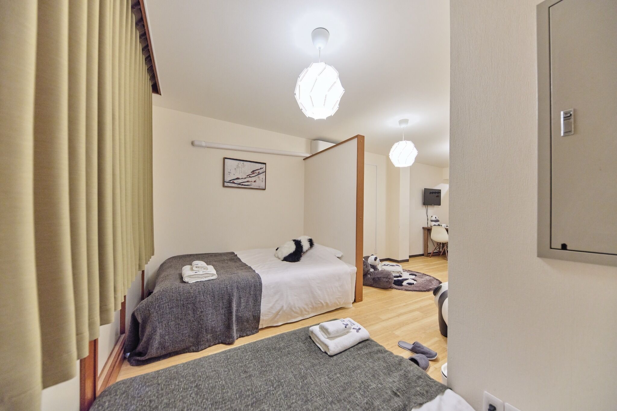 1 bedroom, desk, free WiFi, bed sheets