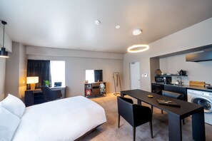 1 bedroom, desk, iron/ironing board, free WiFi