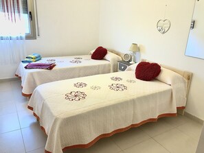 2 camere, Wi-Fi gratuito, lenzuola