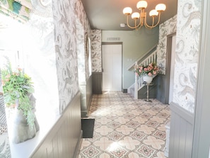 Cottage | Interior - The Granary (Boston)