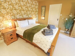 Cottage | 4 bedrooms, individually decorated, individually furnished, free WiFi - The Granary (Boston)