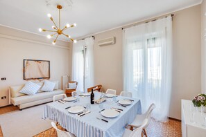 Televisión de pantalla plana