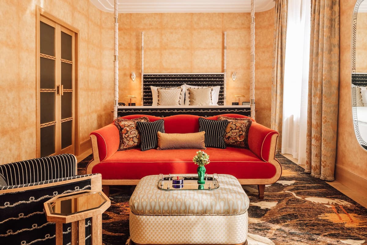 Junior Suite | 1 bedroom, premium bedding, down comforters, pillowtop beds
