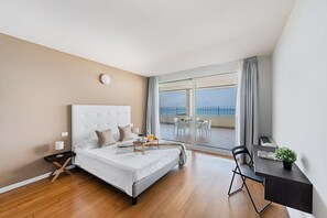2 chambres, fer et planche Ă repasser, Wi-Fi gratuit, draps fournis
