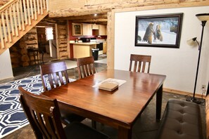 Dining - Log Haven in Blanding (Blanding)
