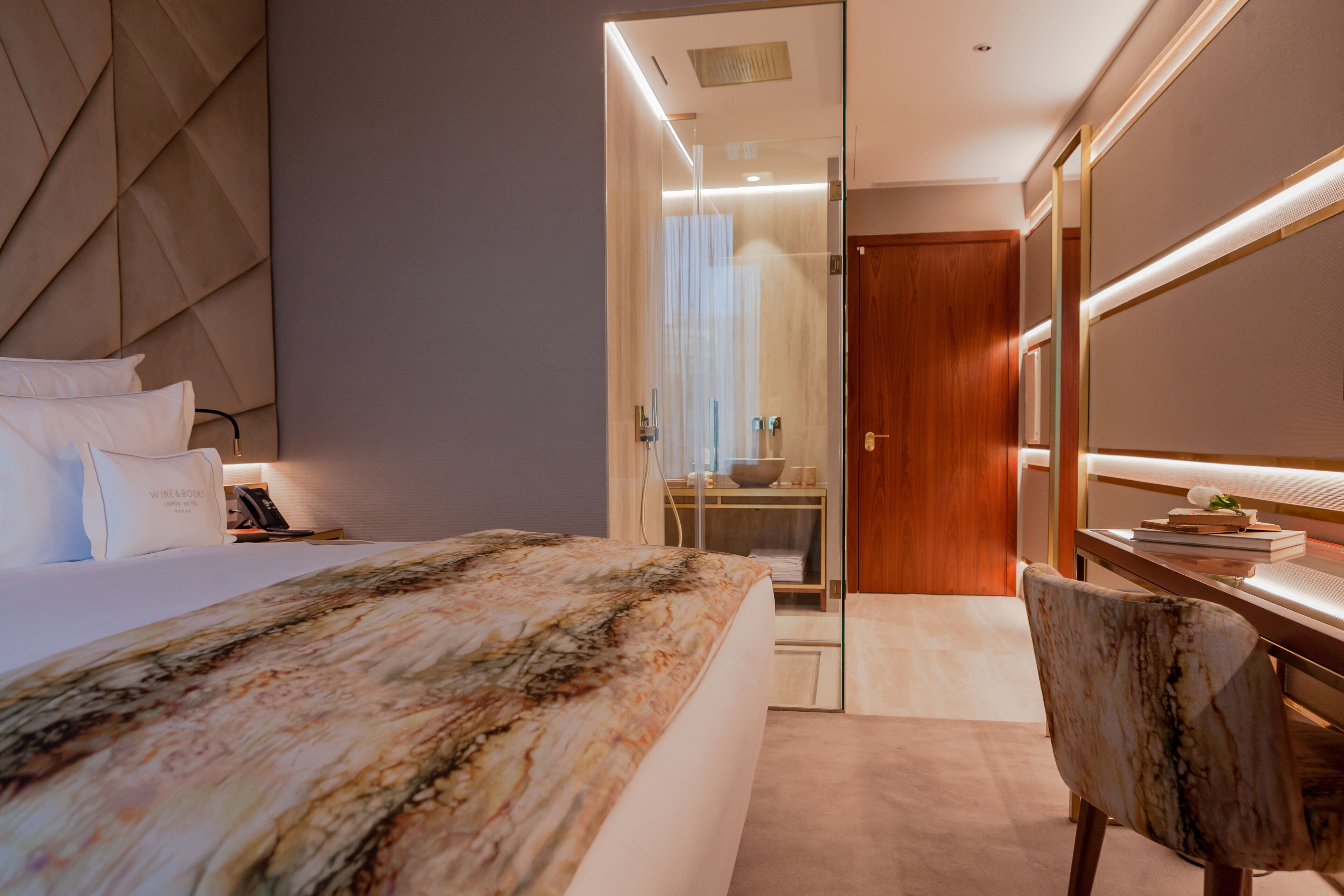 Hypo-allergenic bedding, memory-foam beds, minibar, in-room safe