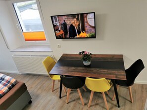 Habitación cuádruple Confort | Wifi gratis y ropa de cama 