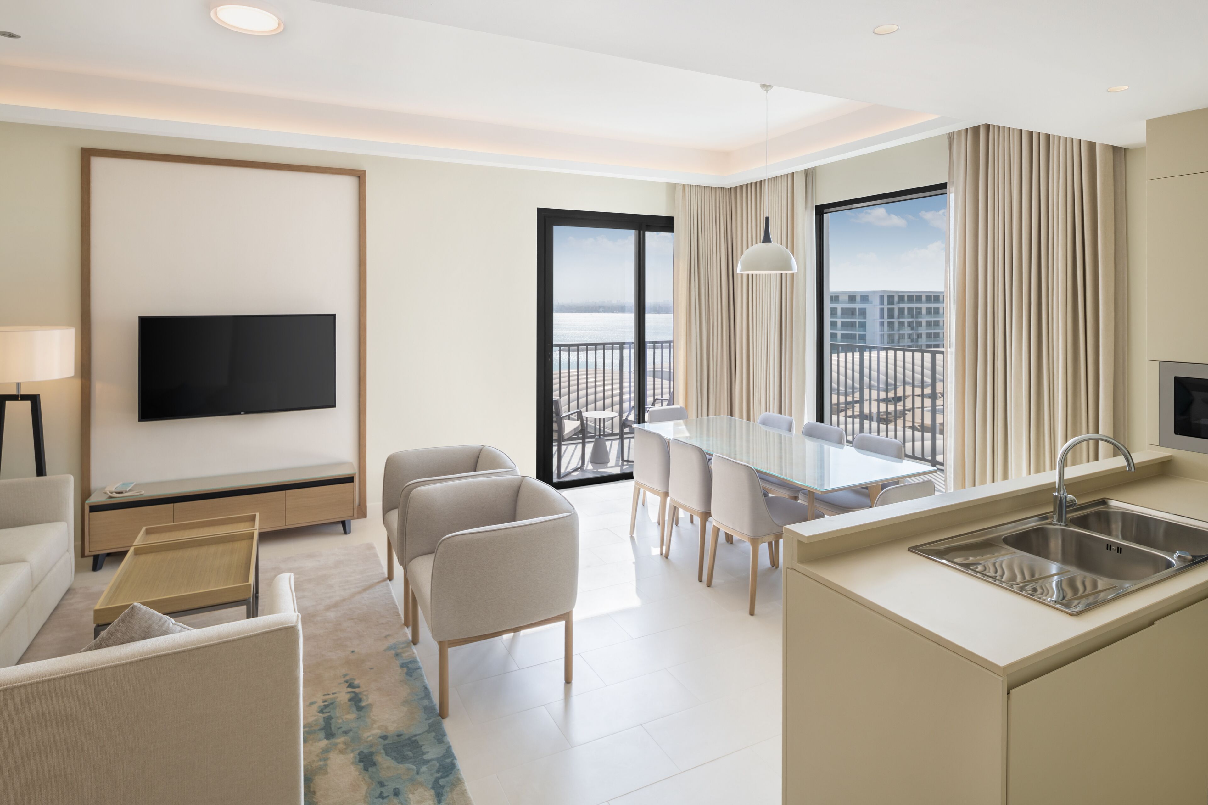 deluxe apartment, 3 bedrooms, partial sea view | 1 bedroom, hypo-allergenic bedding, in-room safe, soundproofing