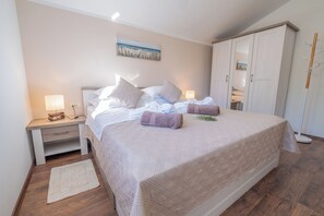 Villa | 4 Schlafzimmer, Zimmersafe, Bügeleisen/Bügelbrett, kostenloses WLAN