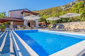 Outdoor pool - Villa Aria Vallis (Vinodol)