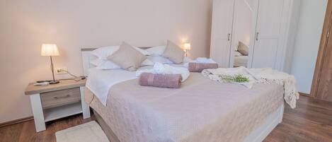 Villa | 4 chambres, coffre-fort, fer et planche Ă repasser