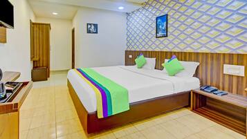 Standard Room | Iron/ironing board, bed sheets