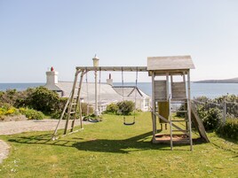 Cottage | Children's area