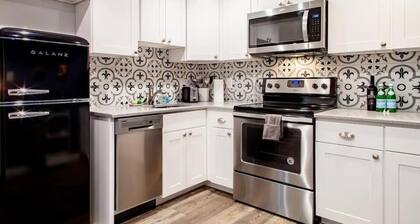 Fantastic Falls Church HomeBase for DC area travel