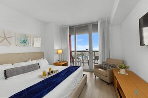 2 bedrooms, desk, iron/ironing board, travel cot