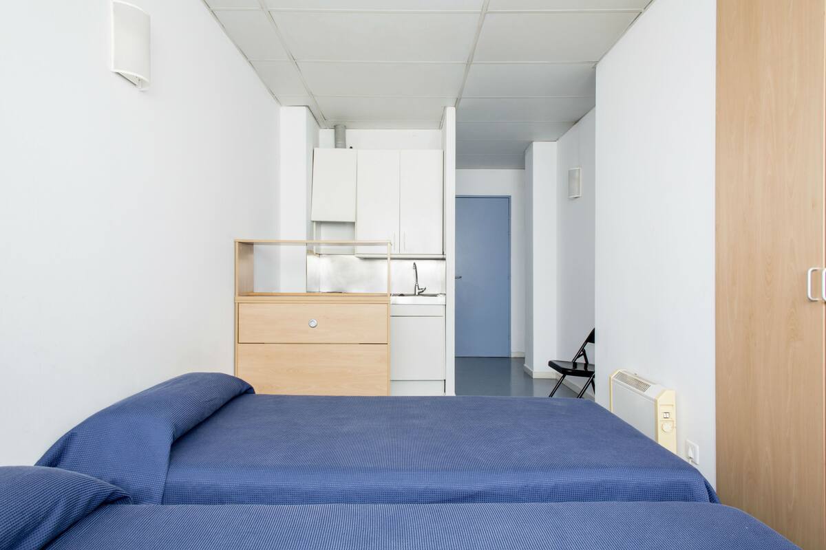 Habitació doble | Escriptori, espai de treball apte per a portàtils i wifi gratuïta