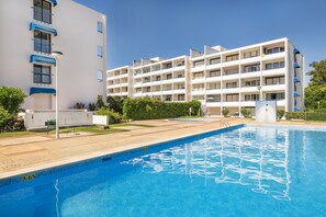 Outdoor pool - Pé do Lago 1 Bedroom Apartment with Pool (Loulé)