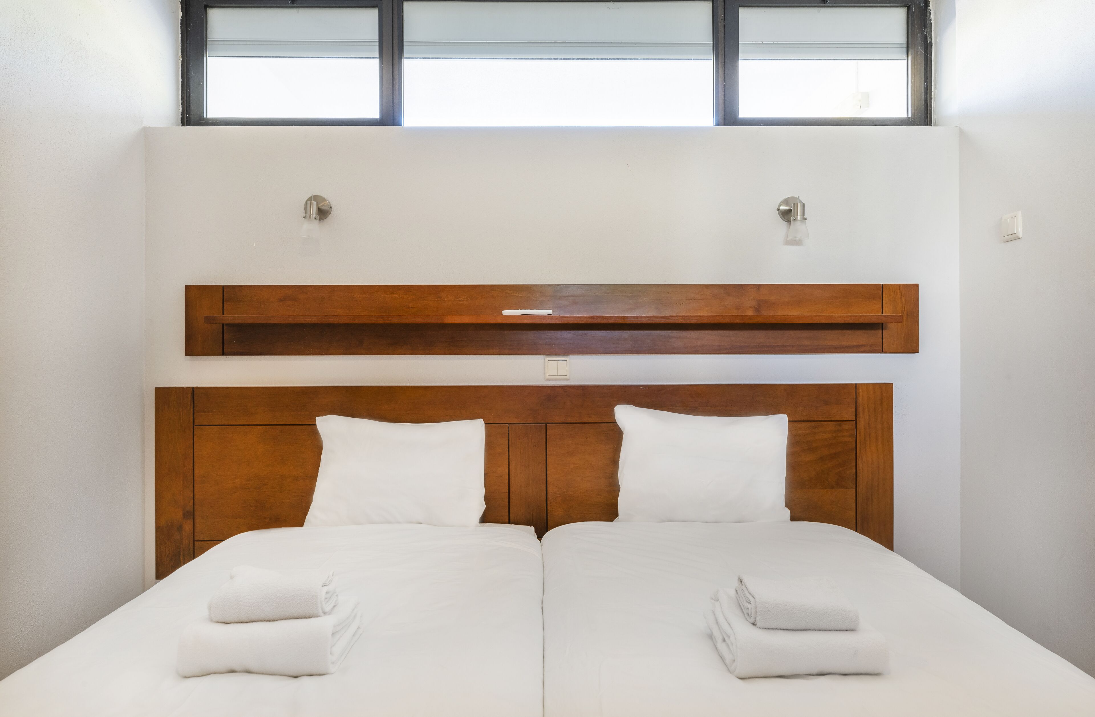 Apartment, 1 Bedroom | 1 bedroom, individually decorated, iron/ironing board, bed sheets