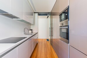อพาร์ทเมนท์, 2 ห้องนอน | ครัวส่วนตัว | ตู้เย็น, ไมโครเวฟ, เตาประกอบอาหาร, เครื่องล้างจาน