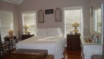 5 多间卧室、熨斗/熨衣板、免费 WiFi、床单