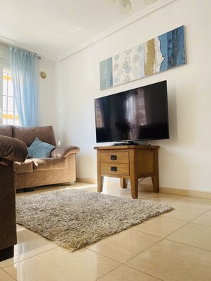 House, Multiple Beds | Living room