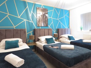 City Triple Room