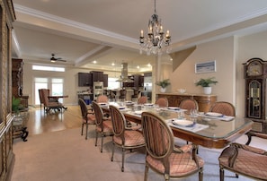 Dining - NEW Coastal Retreat by the Sea (Oceanside)