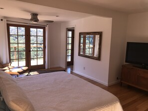 3 habitaciones, camas con efecto memoria y escritorio