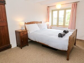 Chaumière | 5 chambres, décor unique, ameublement unique, accès au Wi-Fi (inclus)