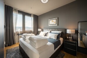 3 chambres, fer et planche à repasser, lit parapluie, Wi-Fi gratuit
