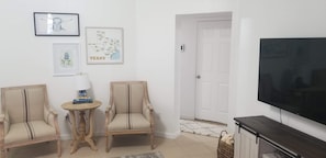 Interior - Spacious 3 Bedroom 2 Bath W/Private backyard (Killeen)