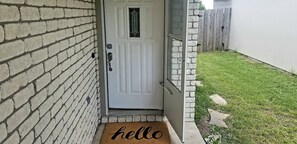 Exterior detail - Spacious 3 Bedroom 2 Bath W/Private backyard (Killeen)