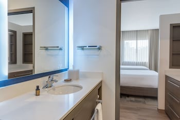 Bathroom amenities at Residence Inn by Marriott Playa del Carmen