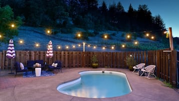Opvarmet pool