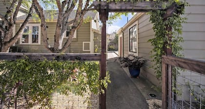 Healdsburg Plaza Gem | A Wine Country Escape