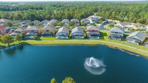 Exterior - 133 Beautiful 5BD Home With A Lake View! (Kissimmee)