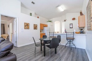 Dining - 133 Beautiful 5BD Home With A Lake View! (Kissimmee)
