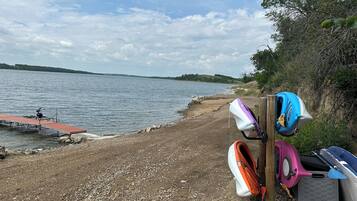 Sun loungers, beach towels