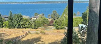 Panoramic Ocean View Escape