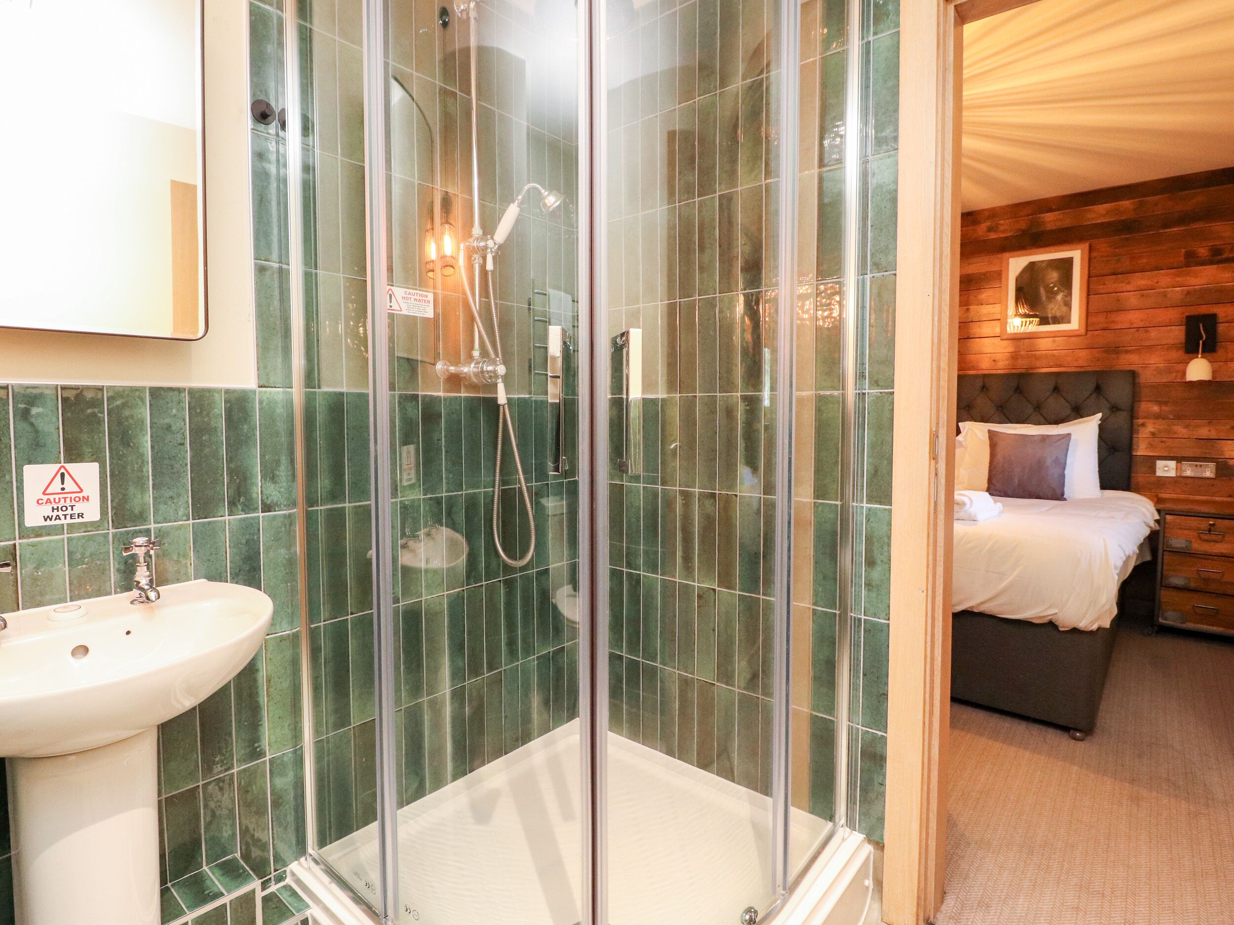 Cottage | Interior
