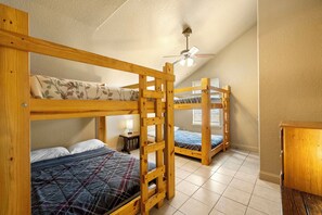 4 bedrooms, free WiFi