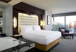 Unclassified image, 5 of 36, button - Elara, a Hilton Grand Vacations Club - 1 Bedroom Junior Suite - 1KB (Las Vegas)