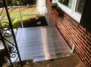 Exterior detail - Hammock Hideaway (Baltimore)