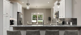 Serenity on Pinehurst No 6! <3.5 miles to the Village of Pinehurst! Sleeps 10!