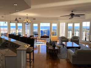 Smart TV, fireplace, books, stereo - Panoramic Watersound Gulf views! Free bikes, Wraparound Balcony! (Watersound Beach)