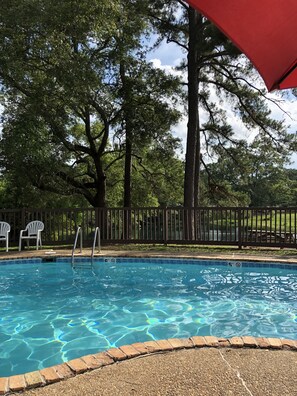 Pool - Lakeside studio - Affordable Month to Month, Golf, Pools, Quiet (Diamondhead)