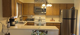 Charming Jefferson City Retreat 