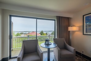 Télévision à écran plat de 50 pouces avec chaînes par câble, télévision